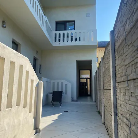 Lux Konštantínova Apartmán *