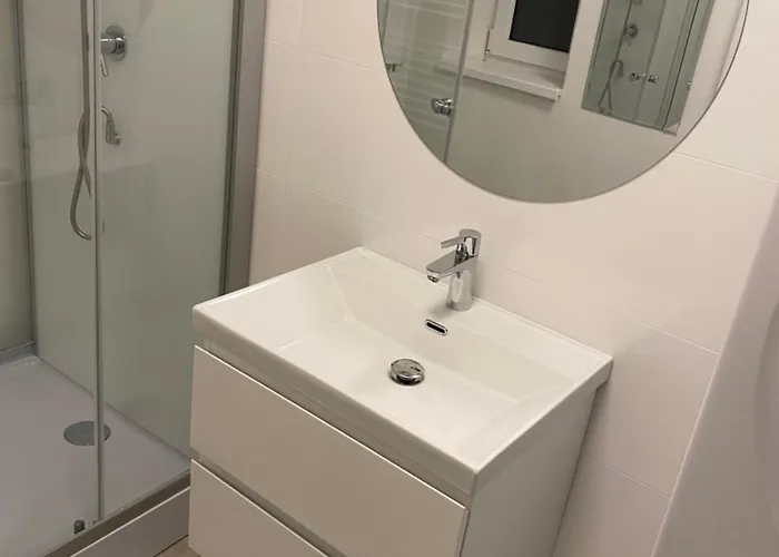 Lux Konstantinova Πρέσοβ