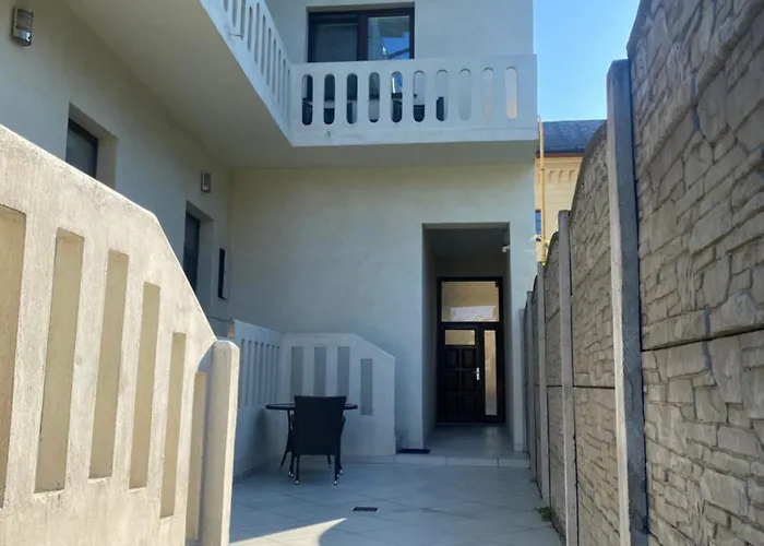 Lux Konstantinova Διαμέρισμα *