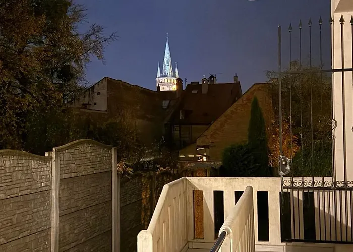 Lux Konstantinova Διαμέρισμα